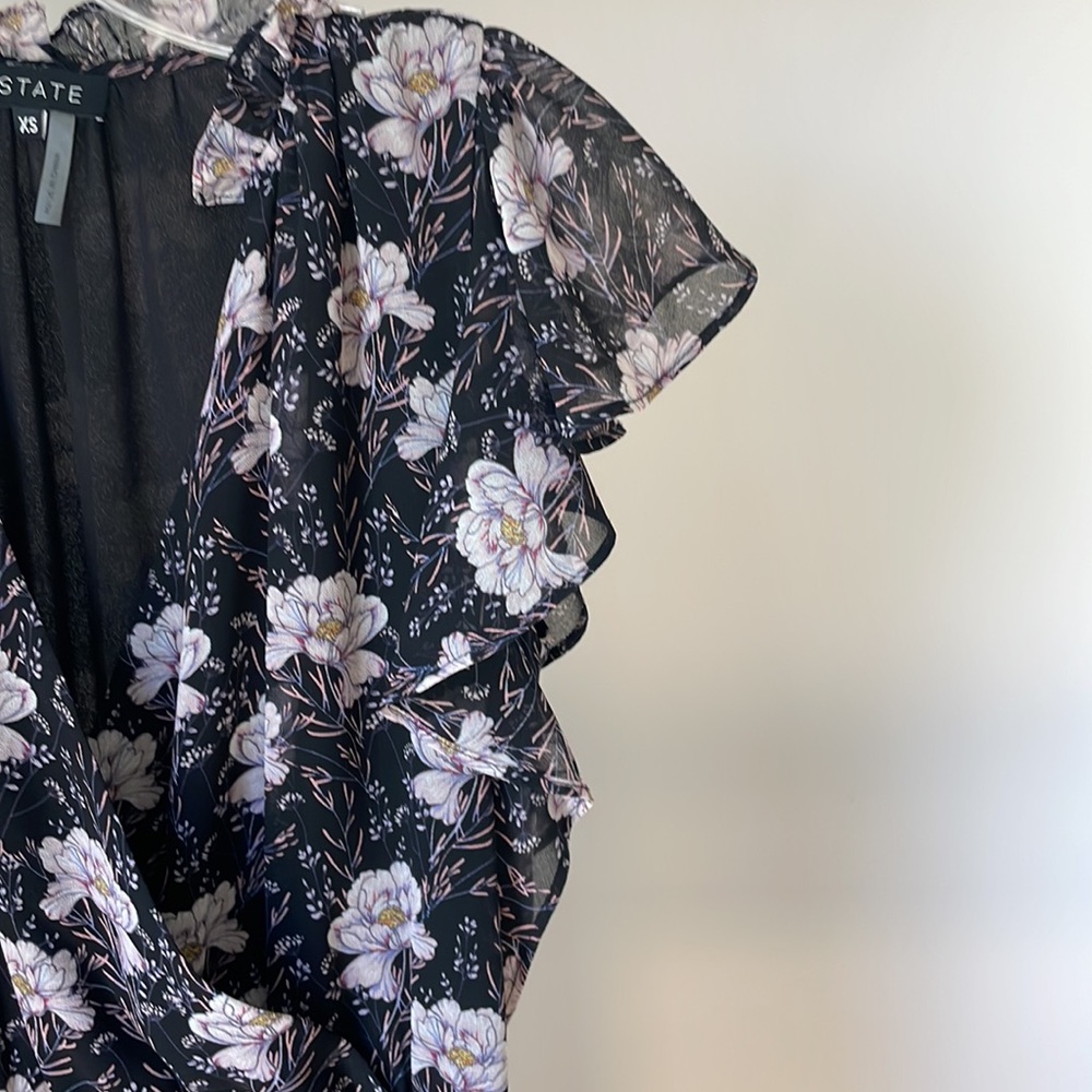 1. STATE XS Bloomsbury Black Floral Ruffle Dress - Picture 5 of 11